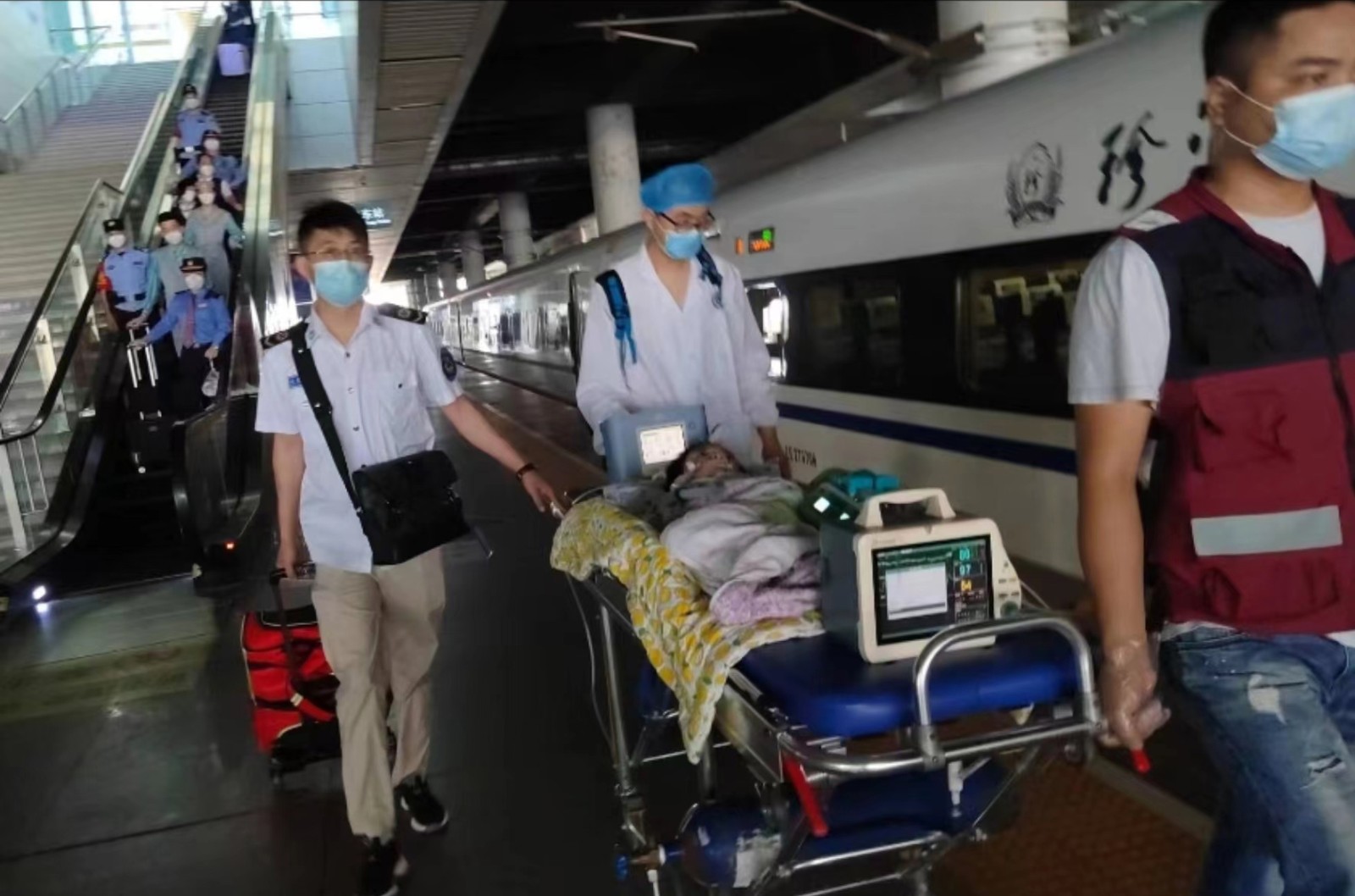 宝应县高铁转运公司